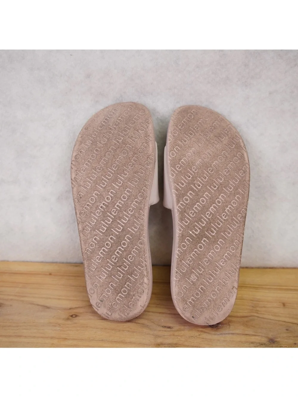 Lululemon Women's Restfeel Slides Size US 9 UK 6.5 Pink LW9EF2S Comfort Cozy